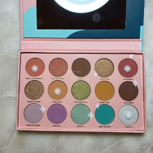 Ulta Beauty Collection X Steffi Lynn Eye Shadow Palette - Picture 1 of 3